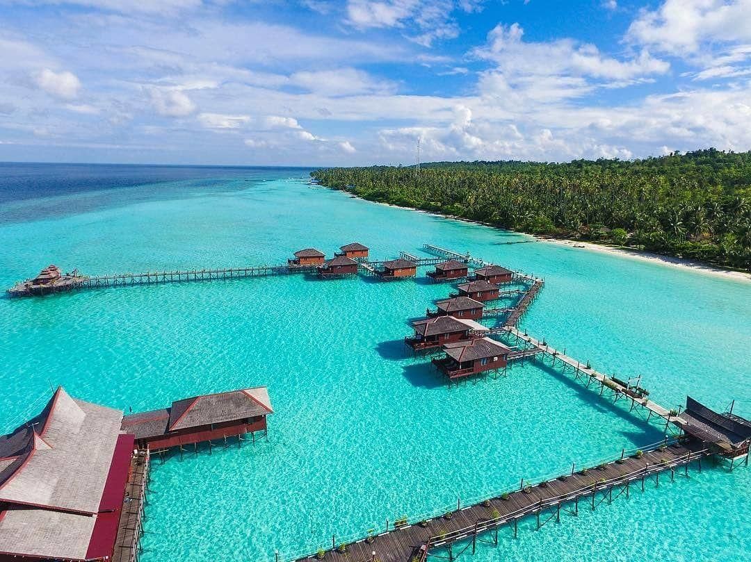 Instagram.com/traveledict