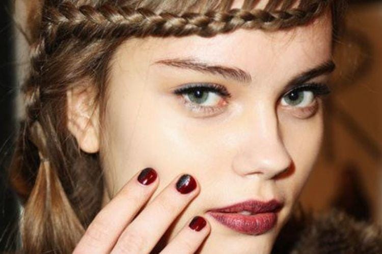 7 Cara Menghapus Kuteks Gel