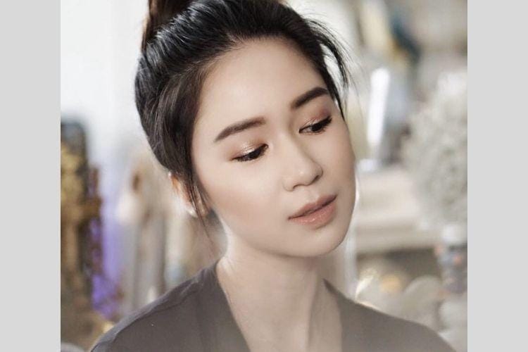 Instagram.com/@laurabas