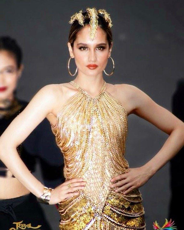 Instagram.com/claurakiehl