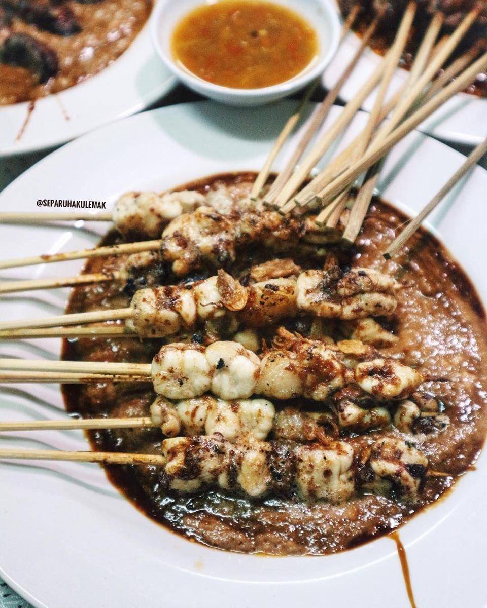 https://www.instagram.com/separuhakulemak/