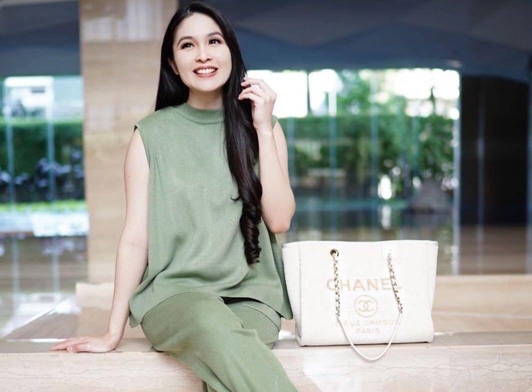 Instagram.com/sandradewi88