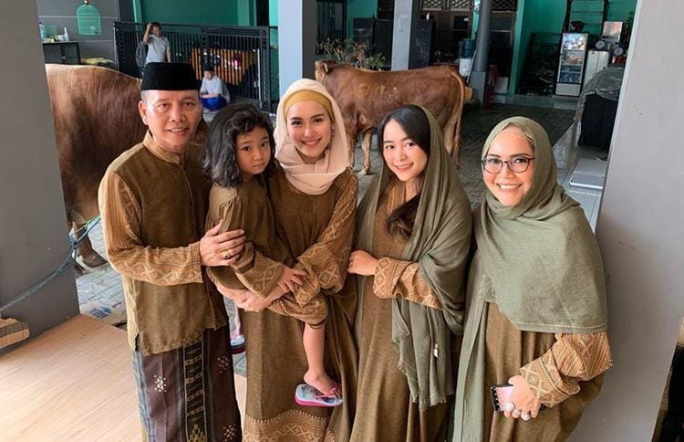 Deretan Artis yang Rayakan Momen Idul Adha Bersama Keluarga