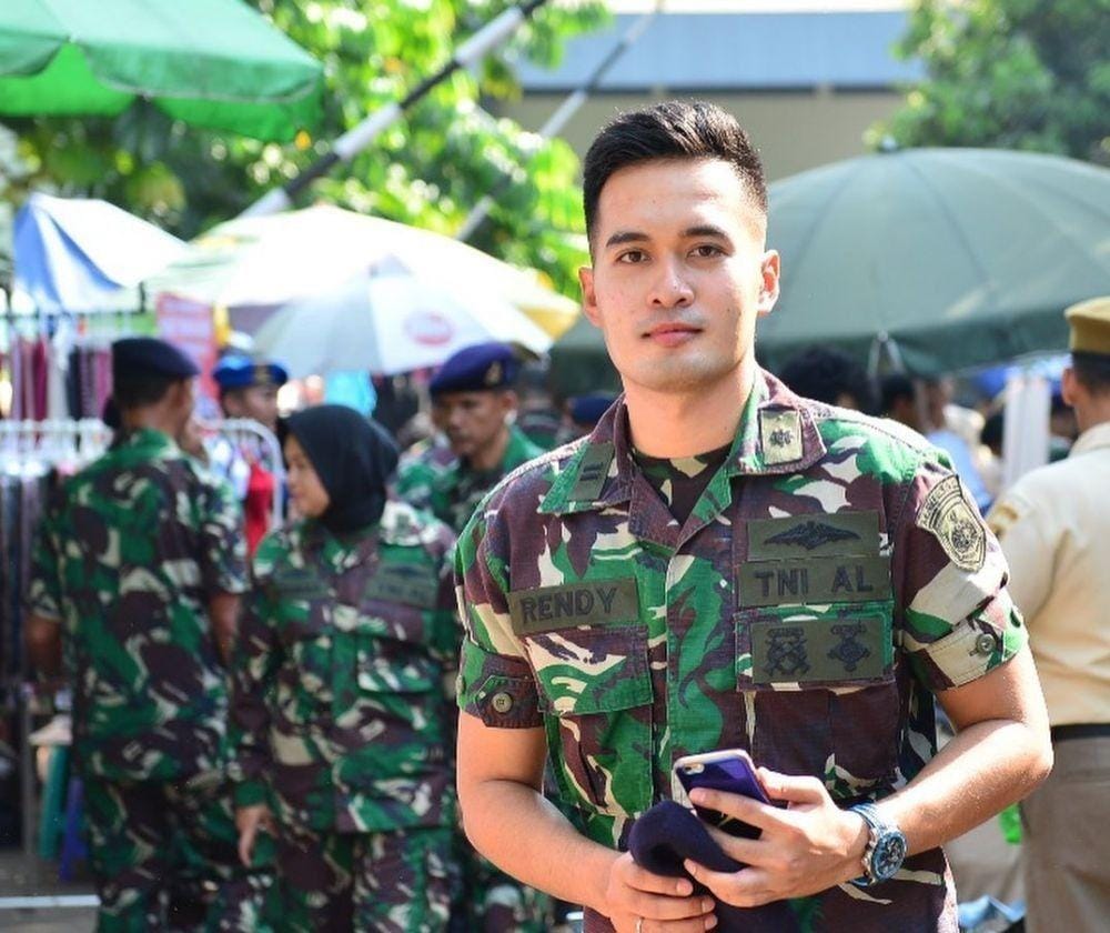 Instagram.com/rendymeidiyanto