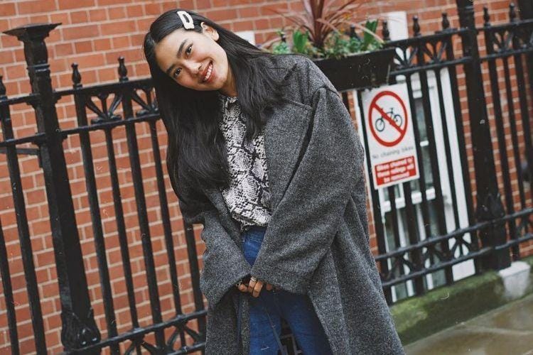 Trik Tampil Seru yang Bisa Kamu Tiru dari Alika Islamadina