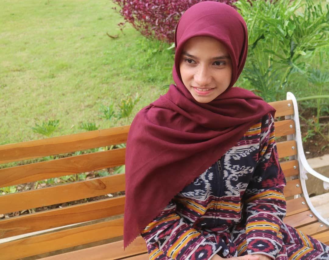 Instagram.com/sherlyannavita