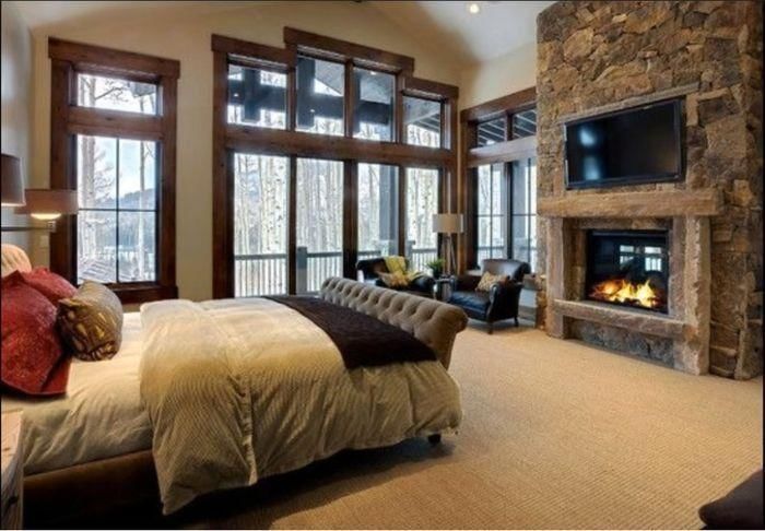 youtube.com/entertainmentchanel10