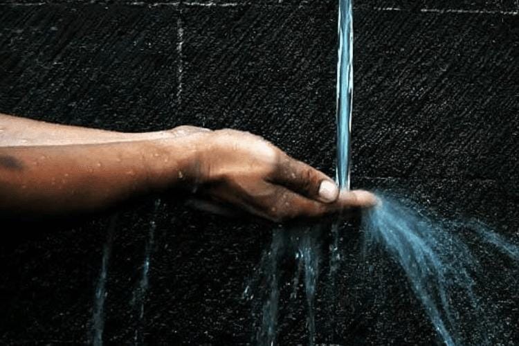 Instagram.com/@iloverowobayu