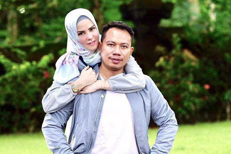 Instagram.com/vickyprasetyo777