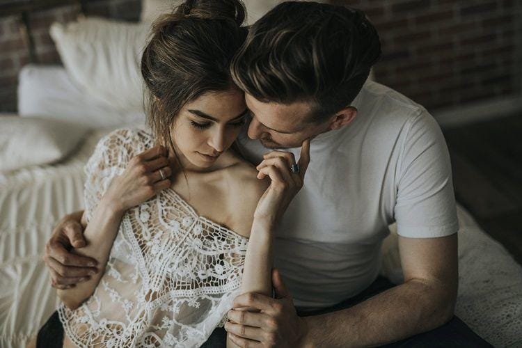 Tak Perlu Dipikirkan, 12 Hal Ini Wajar Terjadi Saat Bercinta