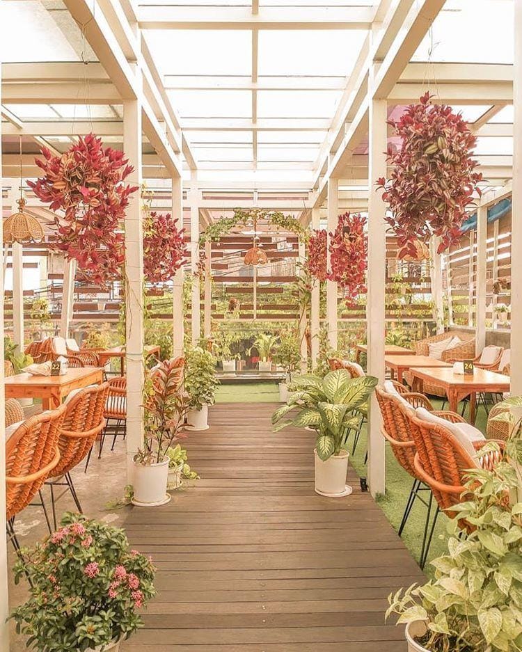 instagram.com/tyanristanto