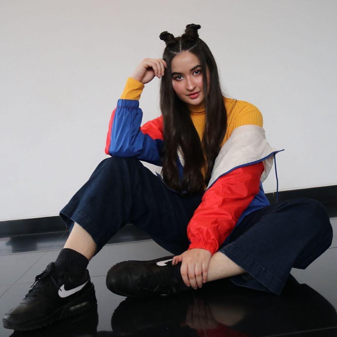Instagram.com/stephaniepoetri