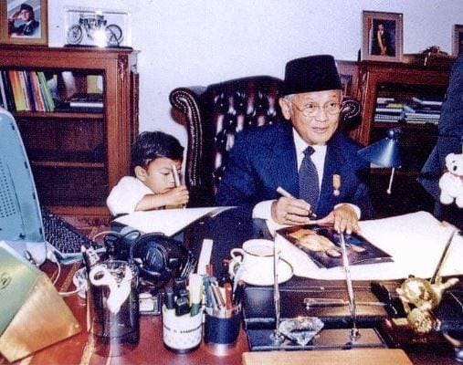 Instagram.com/b.jhabibie