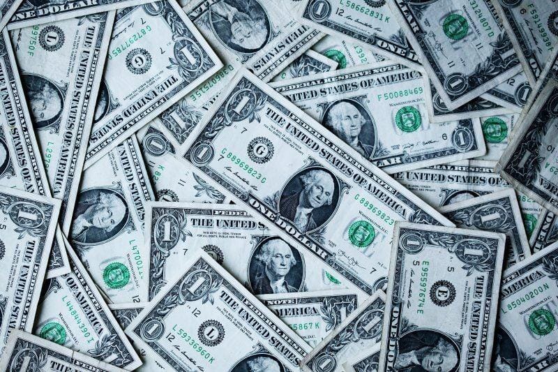 Indonesia Bangkit dari keterpurukannya 💪 Dolar Sekarang di kisaran 9000 📉