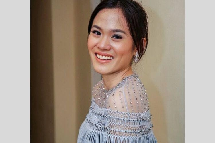 Instagram.com/@sherylsheinafia