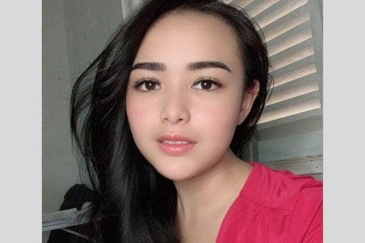 Instagram.com/@amandamanopo