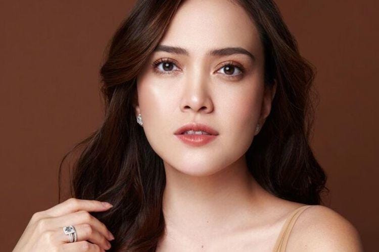 Instagram.com/@shandyaulia