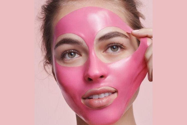 Peel-off Mask Pilihan untuk Kulit Wajah Makin Bersih dan Bersinar