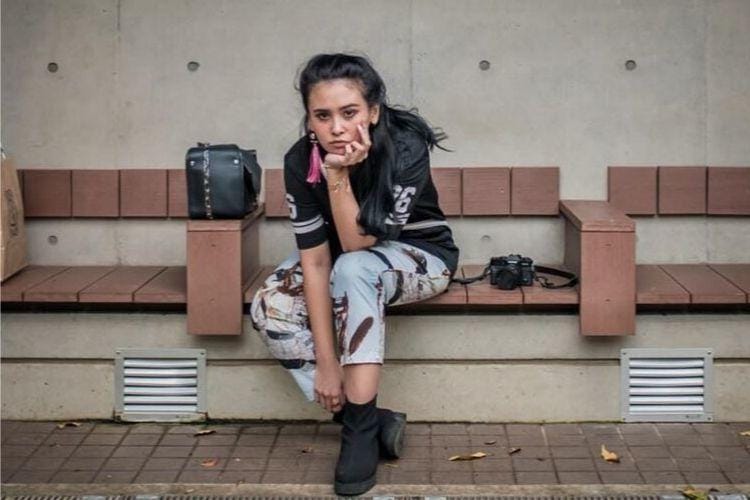 Tetap Modis! Ini Gaya Busana Artis Tomboy Indonesia