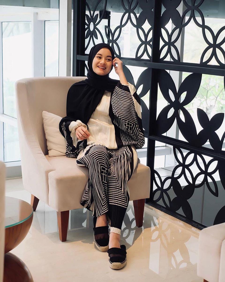 Instagram.com/dindahw