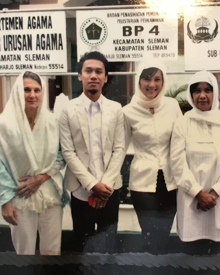 Instagram.com/erosscandra