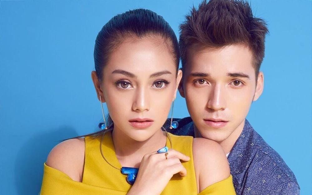 10 Artis Indonesia yang Menikahi Janda & Hidup Bahagia Sampai Sekarang