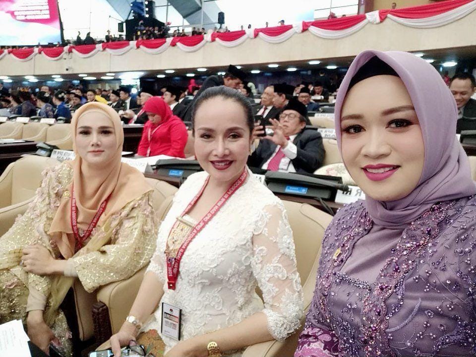 Instagram.com/mulanjameela1