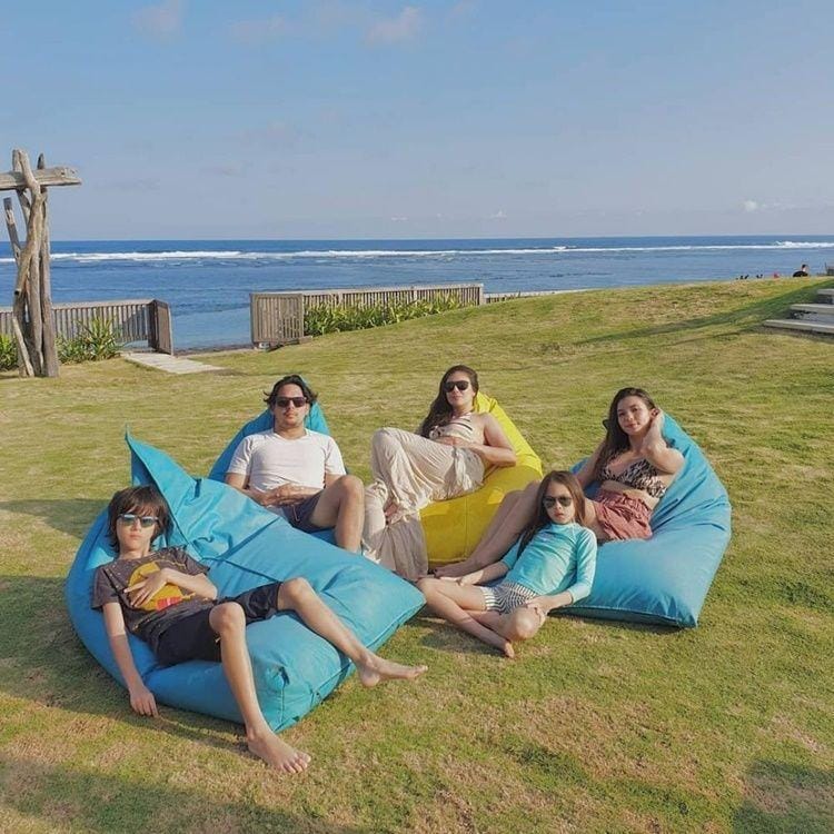 Instagram.com/sharazaaa