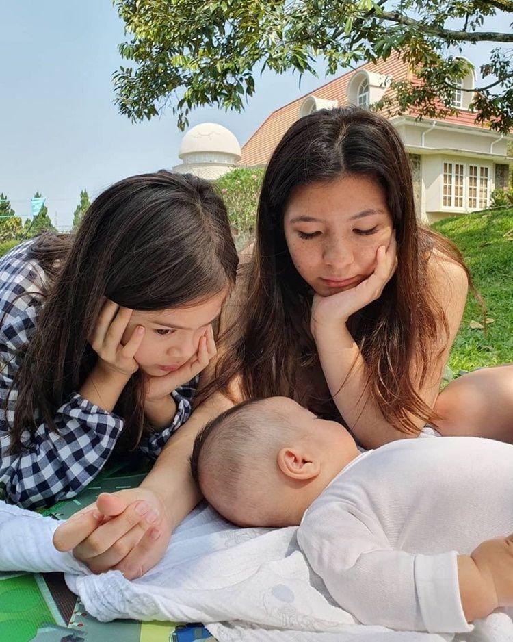 Instagram.com/sharazaaa