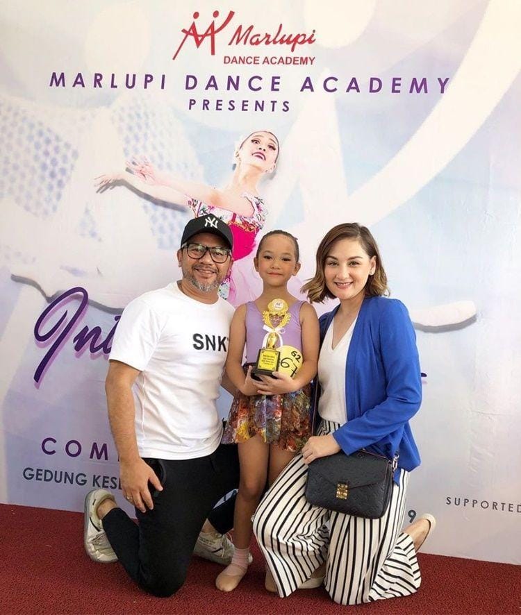 Instagram.com/monaratuliu