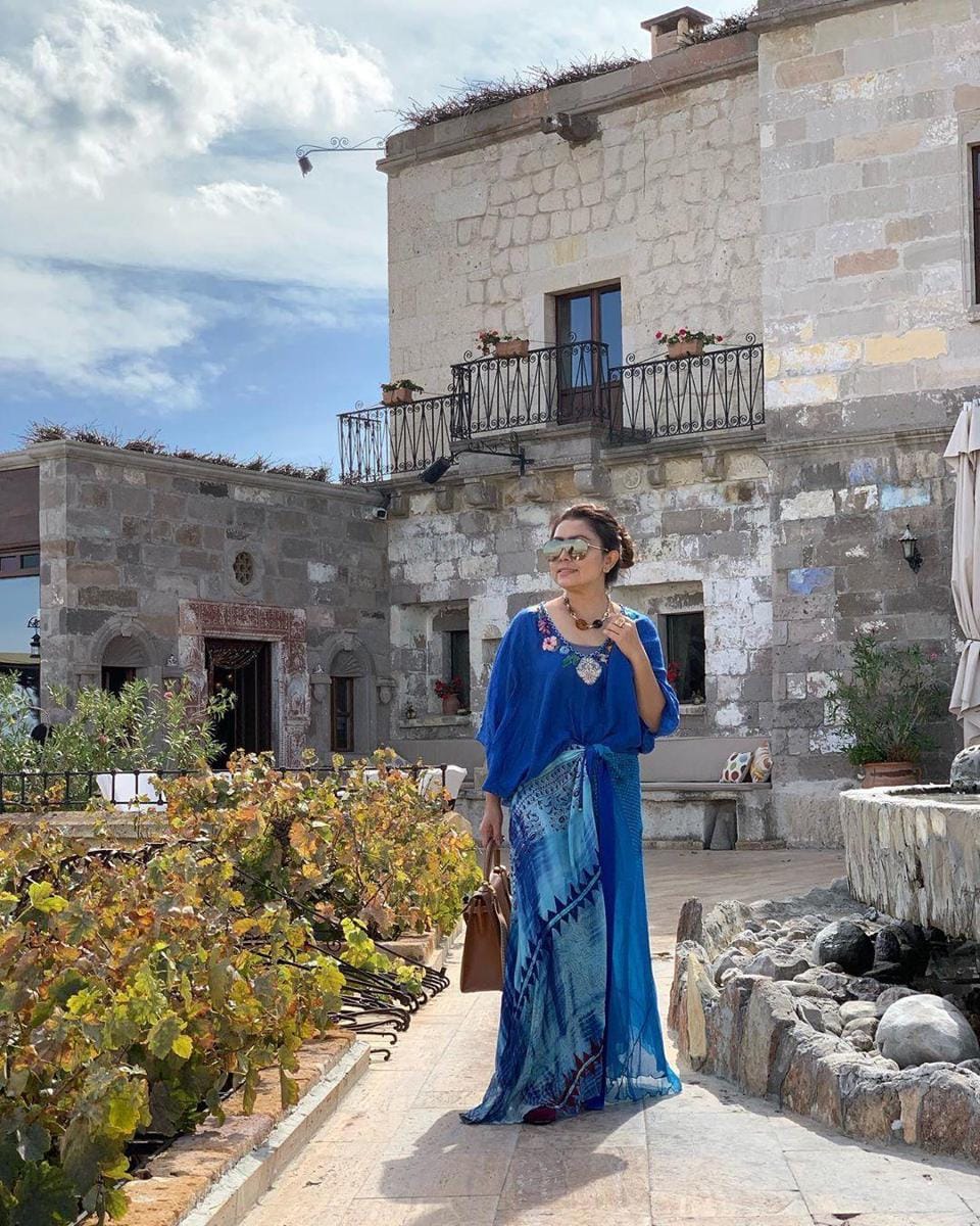 Instagram.com/mayangsaritrihatmodjoreal