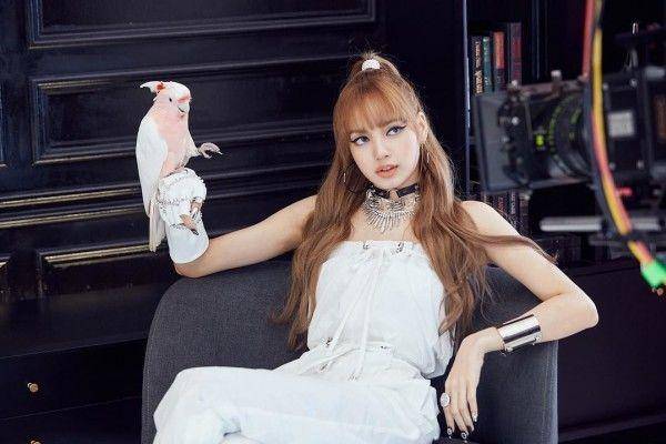 instagram.com/lalalalisa_m