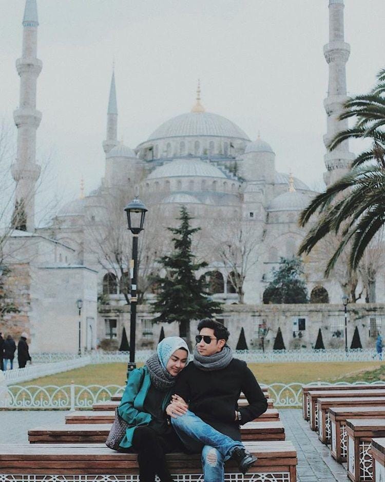 Instagram.com/medinazein