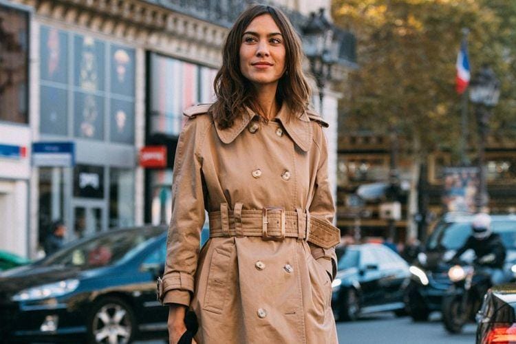 Mix & Match Kekinian dengan Berbagai Model Trench Coat