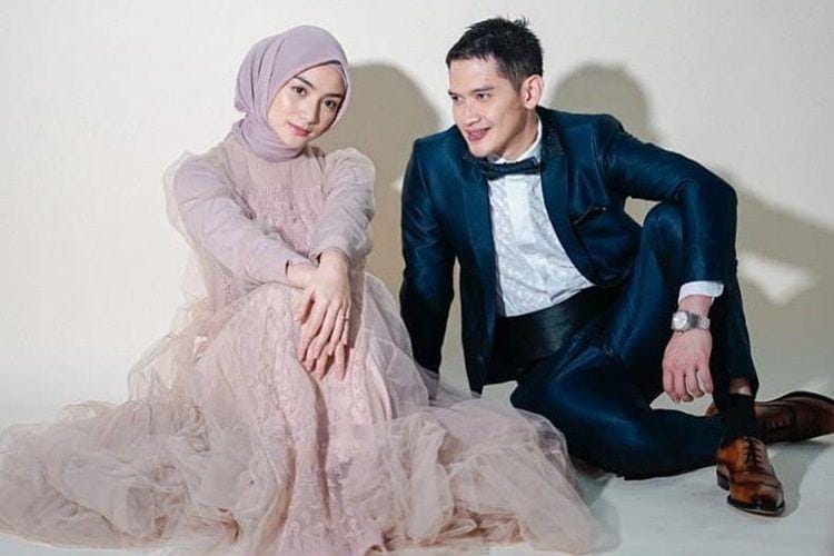 7 Foto Pre-Wedding Citra Kirana & Rezky Aditya yang Mencuri Perhatian