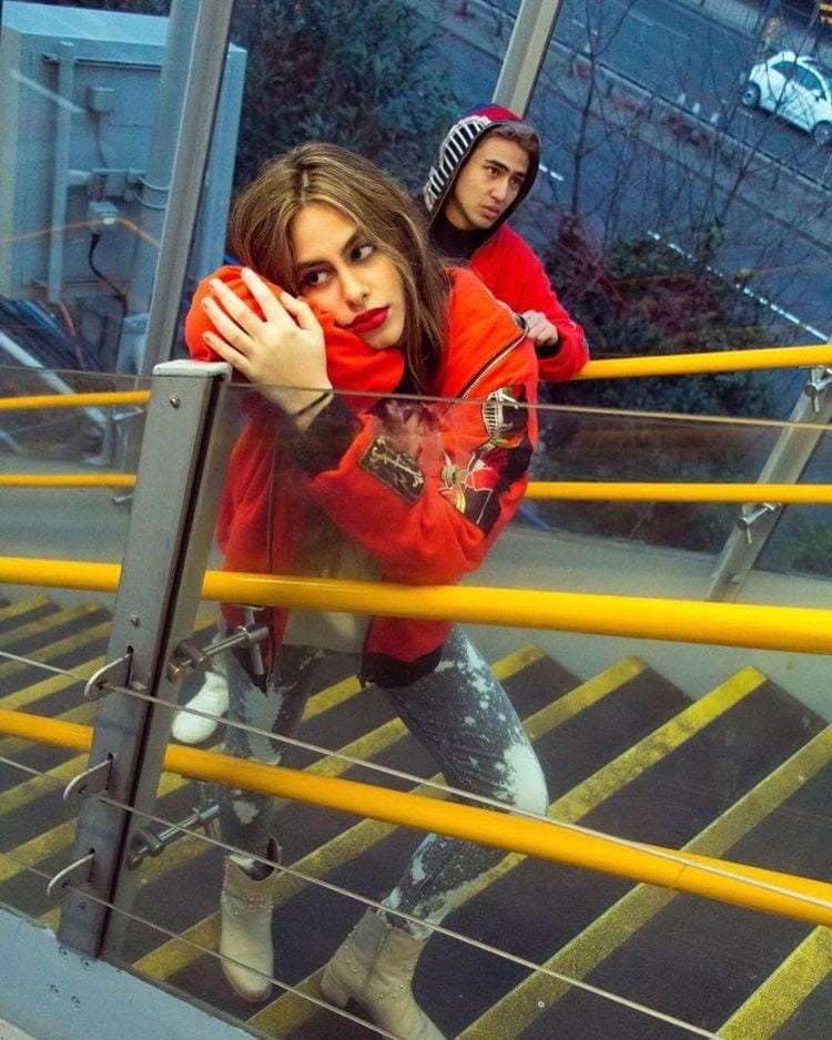 Instagram.com/valerieethomas