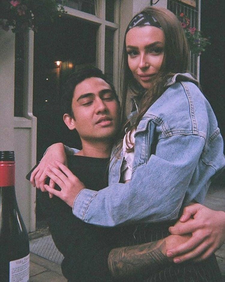 Instagram.com/axelmatthewthomas_fans