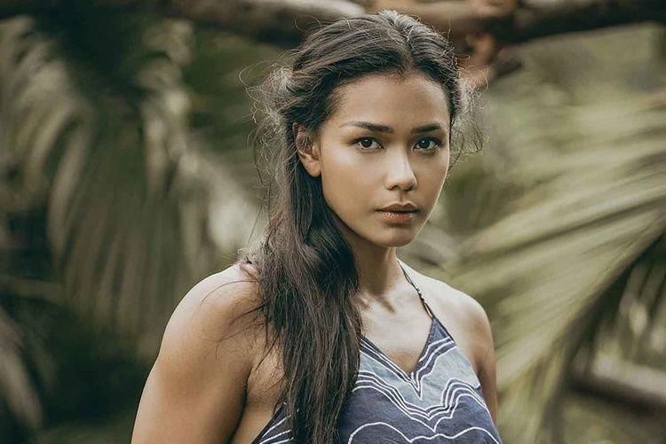 Instagram.com/adiniawrst