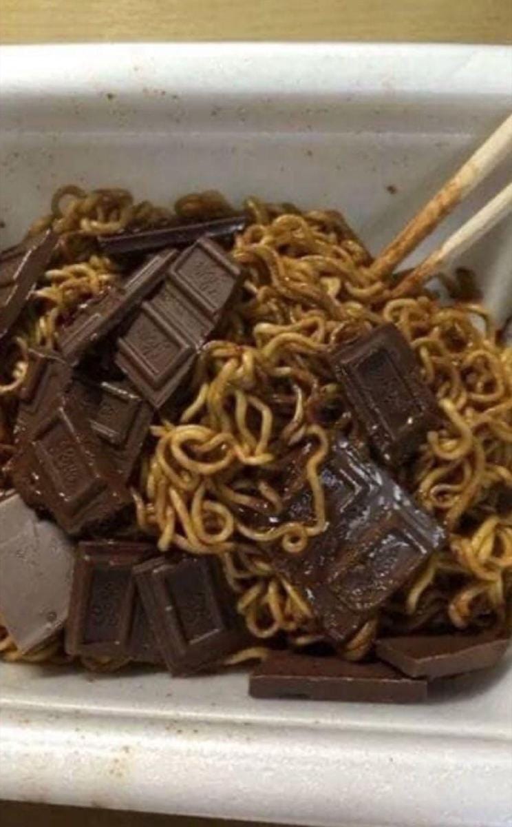 Twitter.com/angewwie