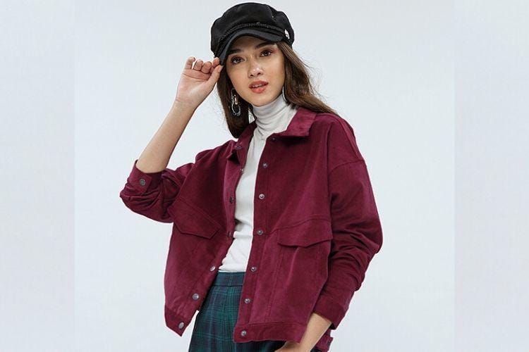 #PopbelaOOTD: Andalkan Jaket Ini Saat Musim Hujan