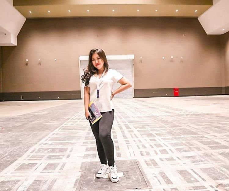 Instagram.com/@kikysaputrii