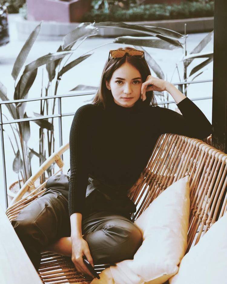 Instagram.com/@enzystoria