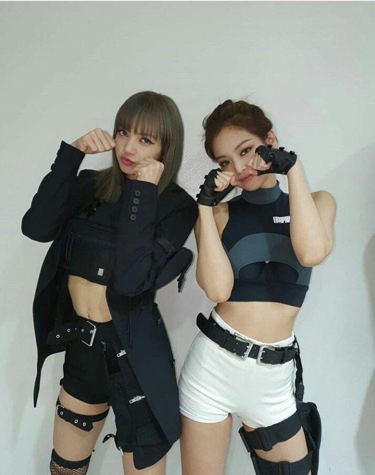 Instagram.com/lalalalisa_m