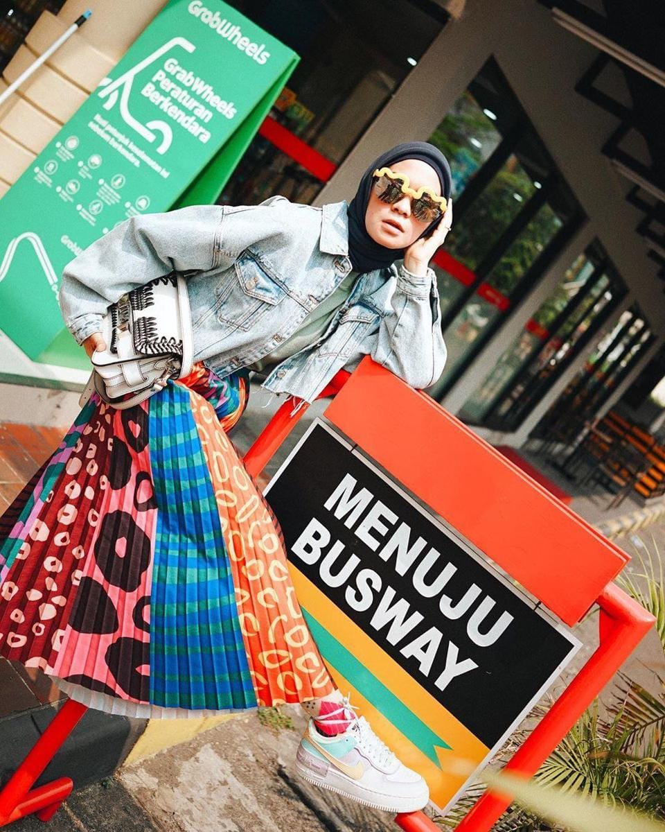 Instagram.com/tantrinamirah