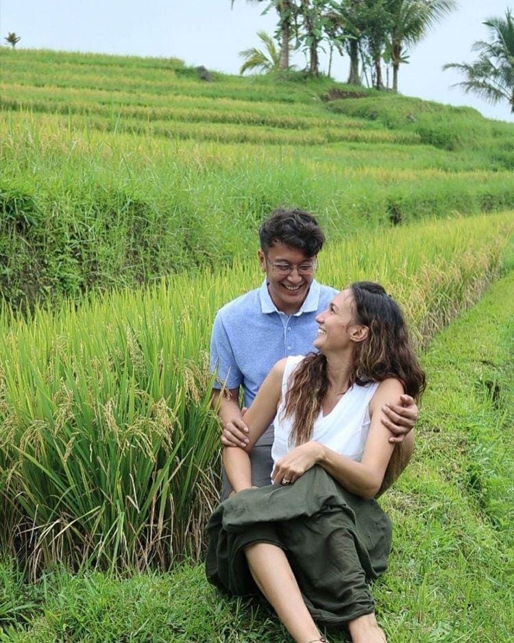 Instagram.com/nadinelist