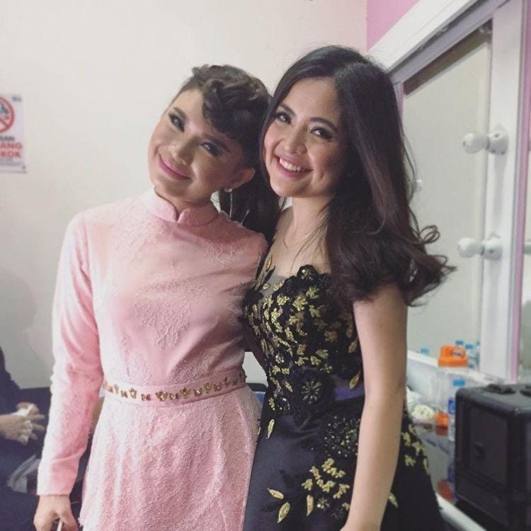 Instagram.com/tasyakamila