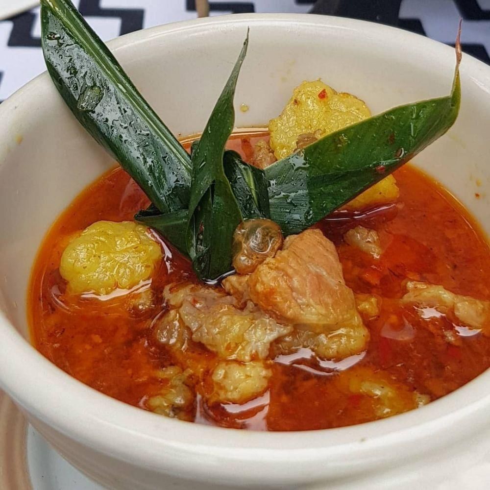 Instagram.com/bkmisshotrodqueen