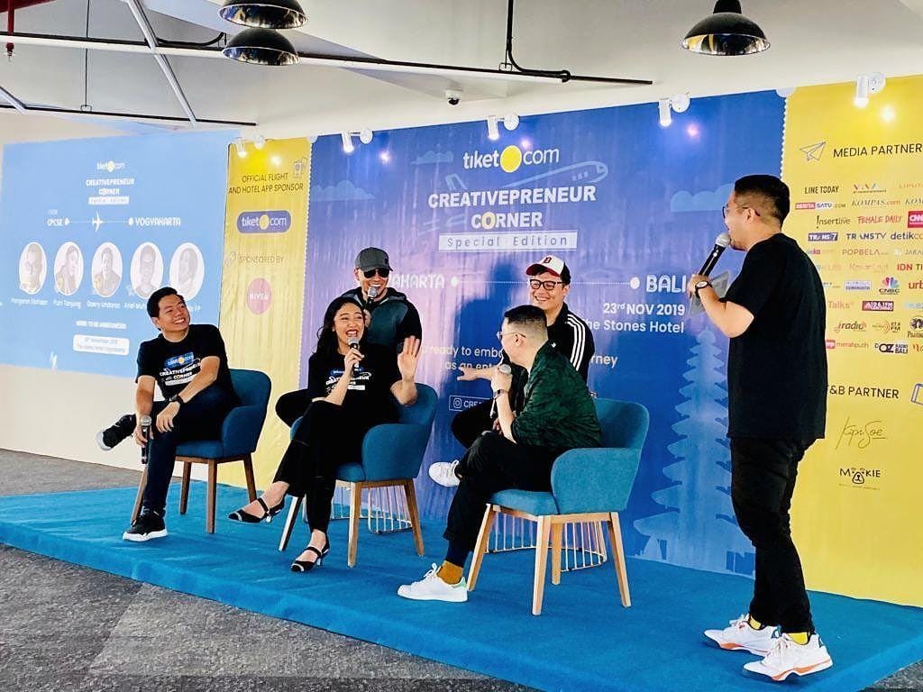 Instagram.com/putri_tanjung