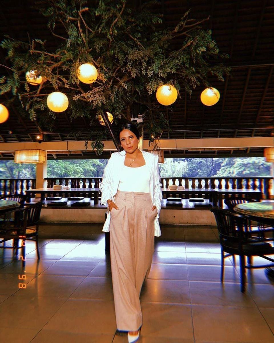 instagram.com/mikhelia