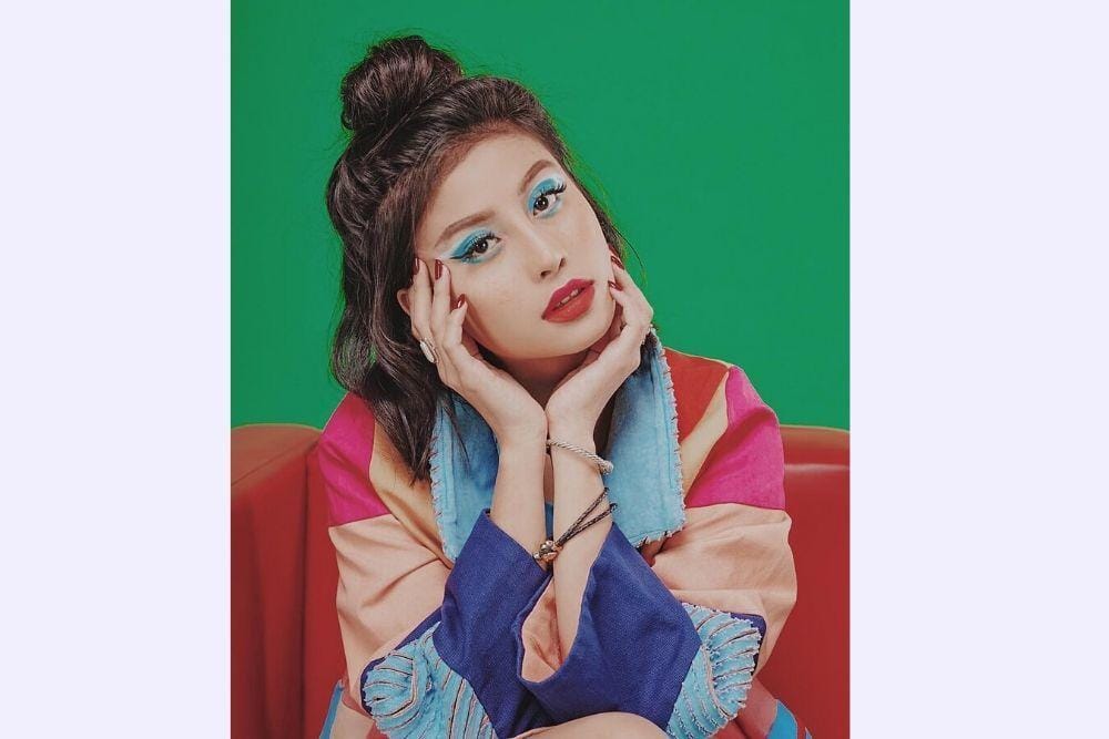 instagram.com/awkarin